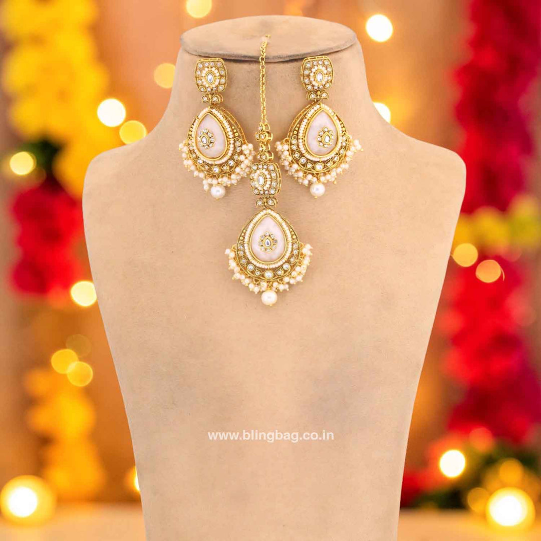 Ivory Lavaani Kundan Jewellery Set