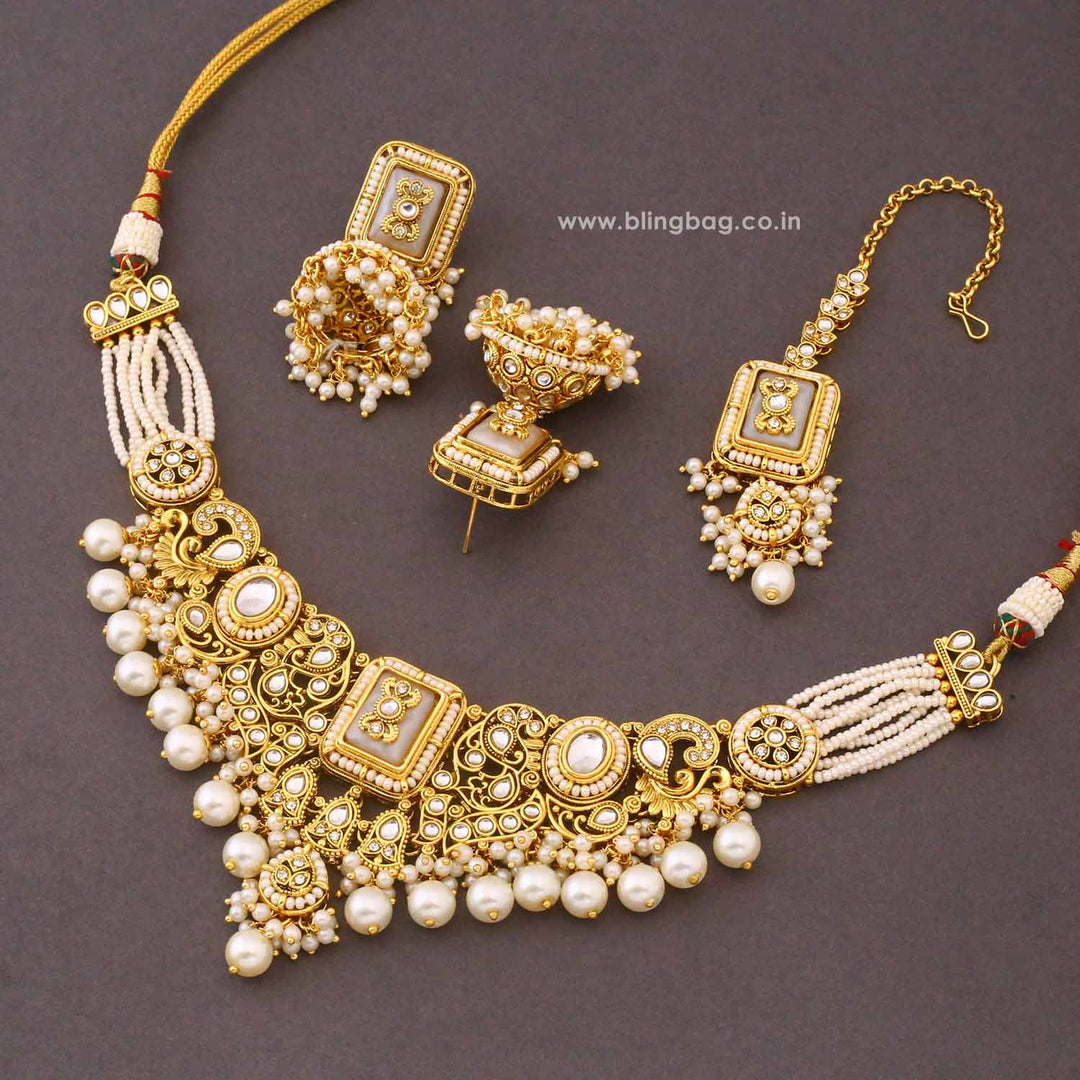 Ivory Pashmora Kundan Jewellery Set