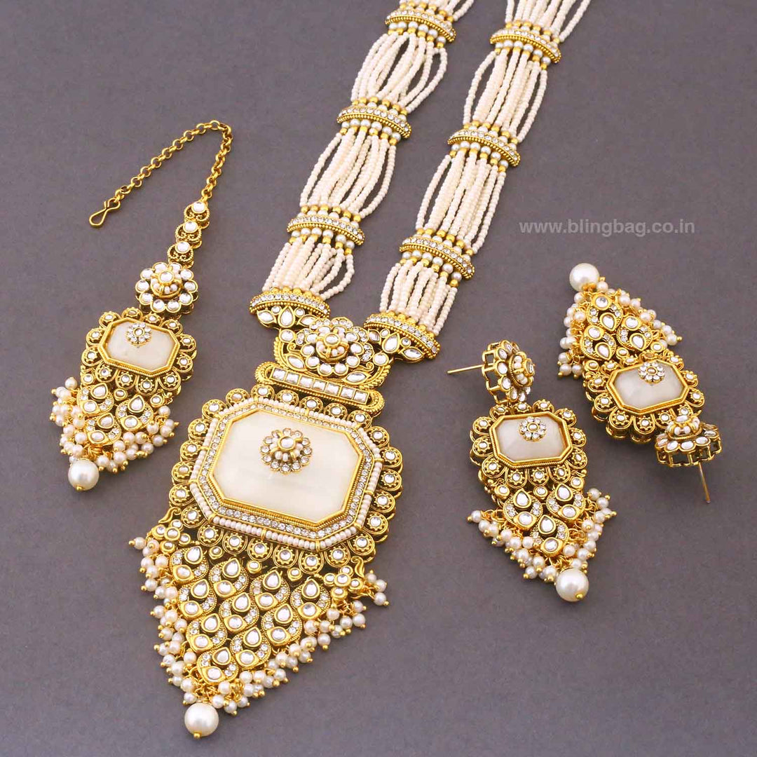 Ivory Suruchi Kundan Jewellery Set