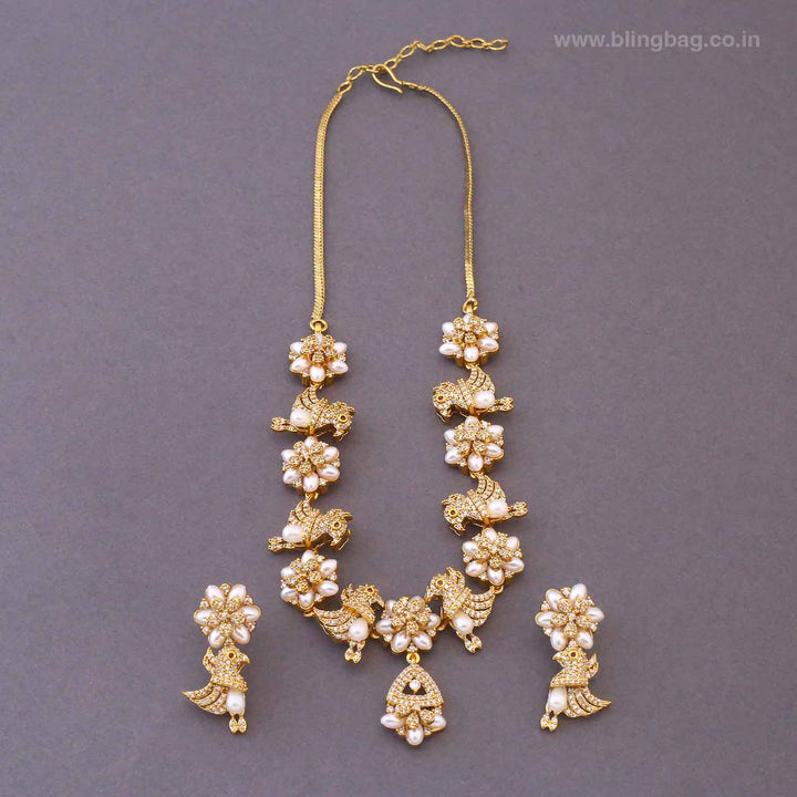 Ivory Wenara Victorian Jewellery Set - New Arrival