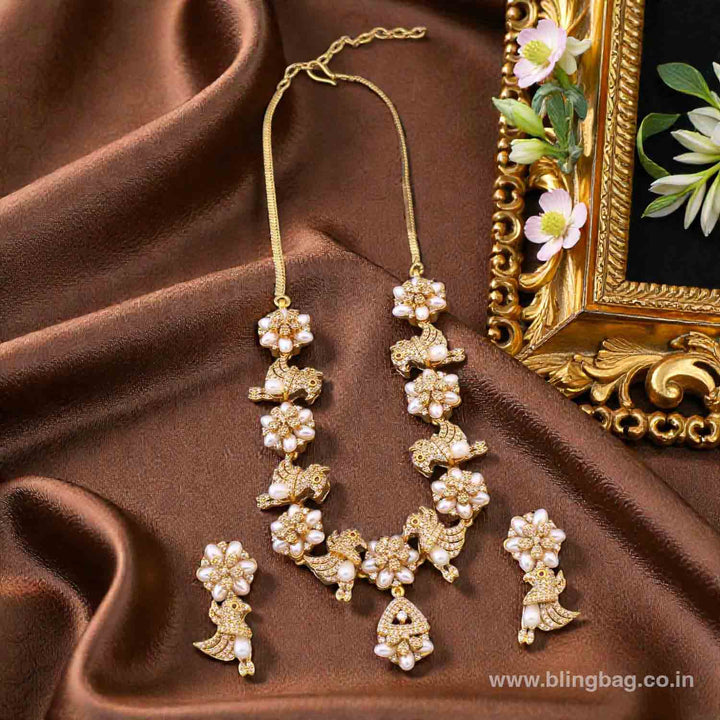 Ivory Wenara Victorian Jewellery Set - New Arrival