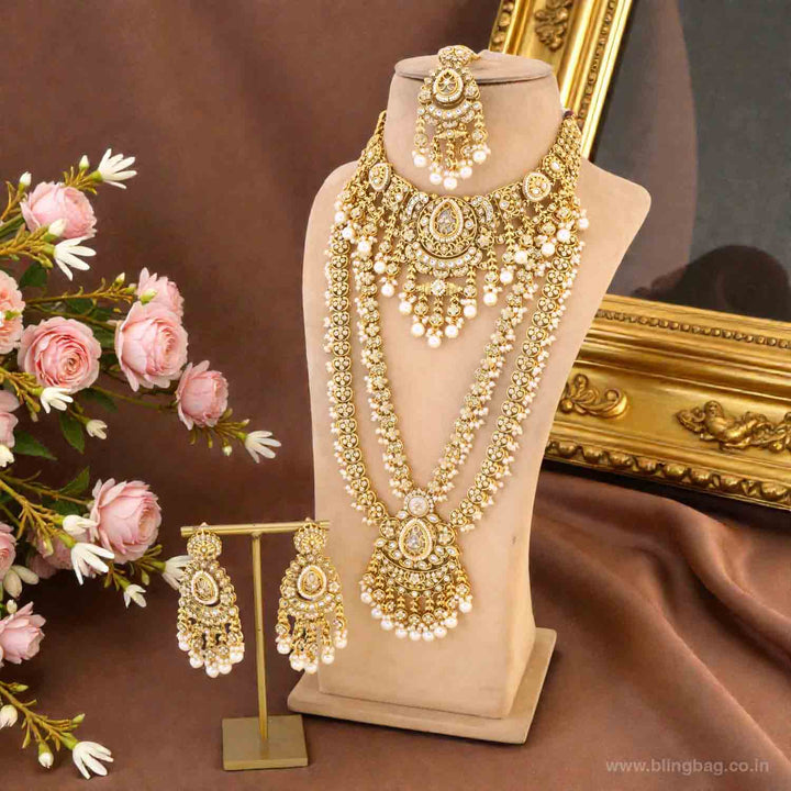 Ivory Yagna Kundan Bridal Jewellery Set