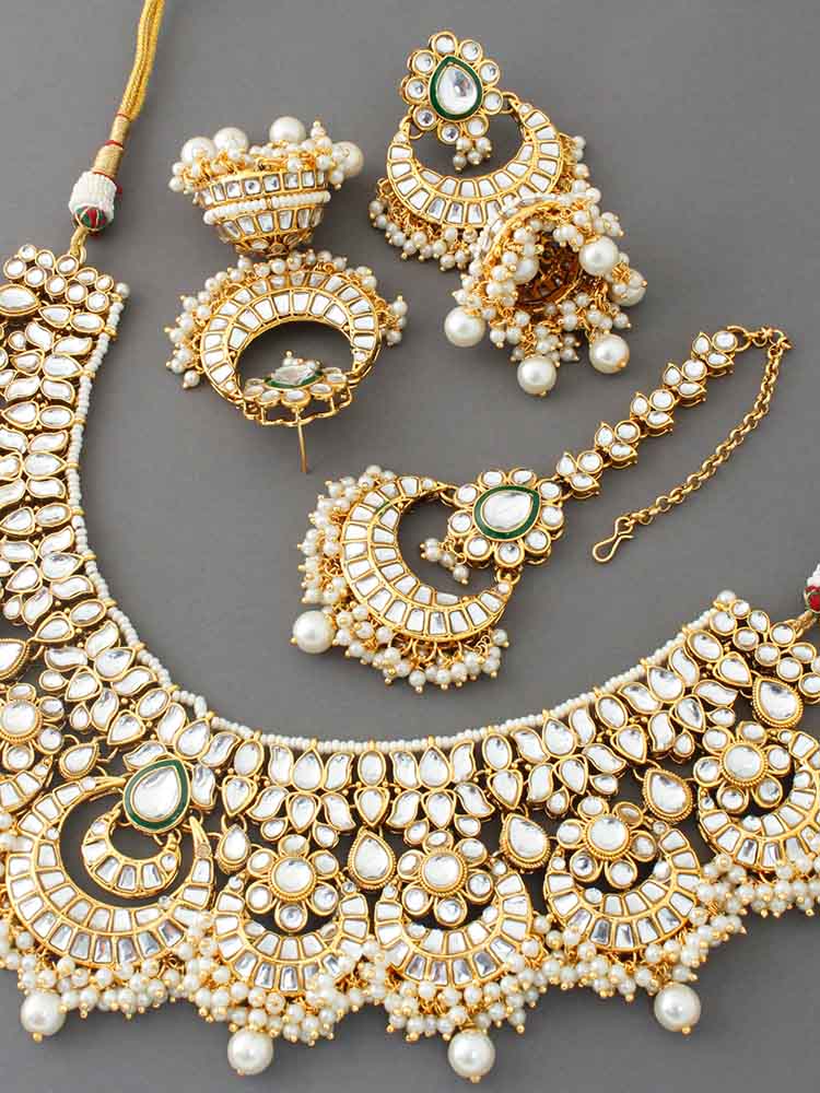 Ivory Aruna Jewellery Set