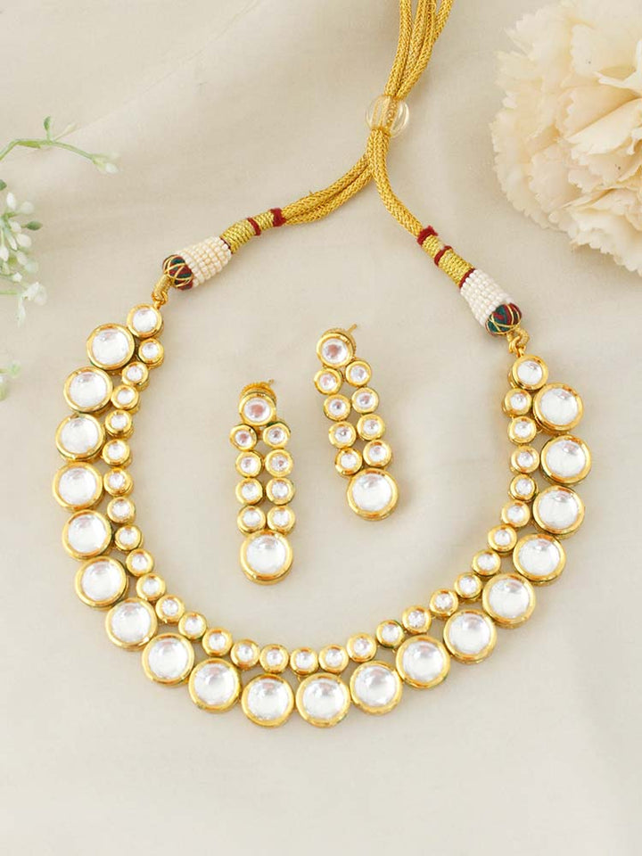 Golden Ciri Jewellery Set