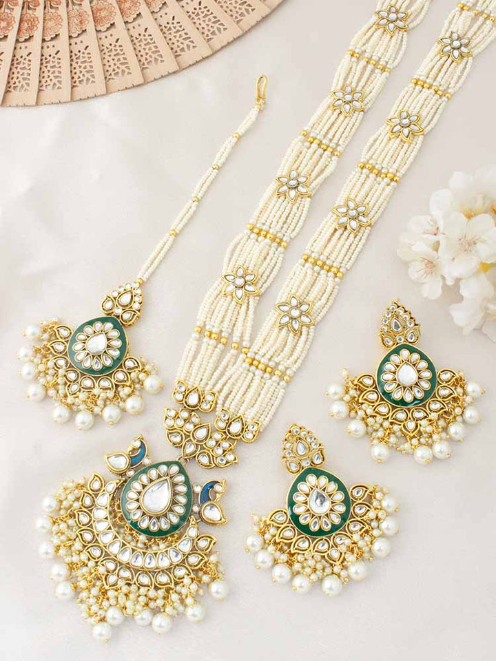 Ivory Shilpa Jewellery Set