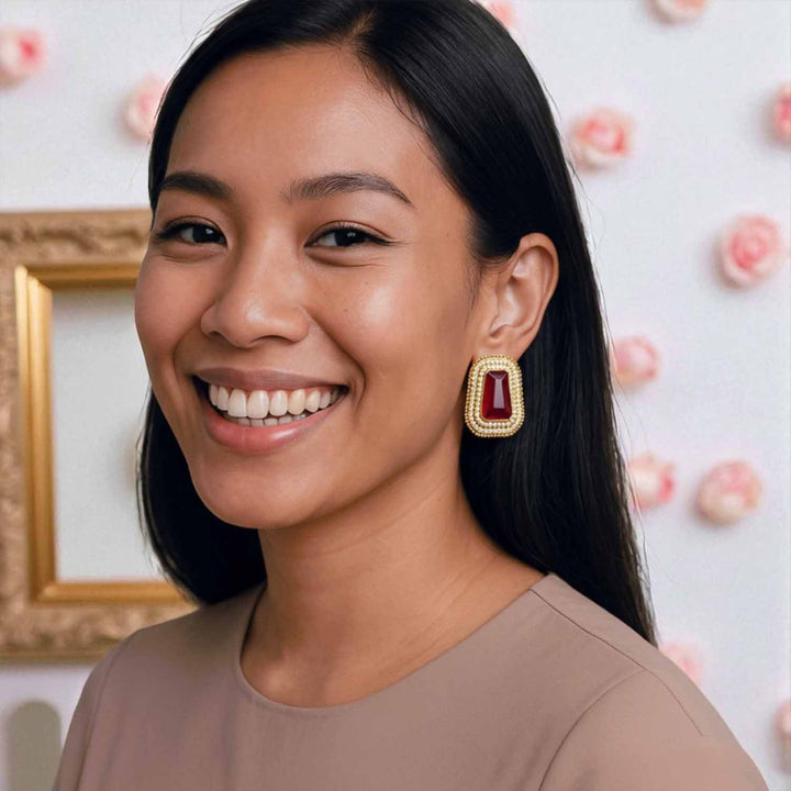 Rani Aastha Studs