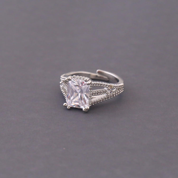 Silver Laviya Zirconia Ring