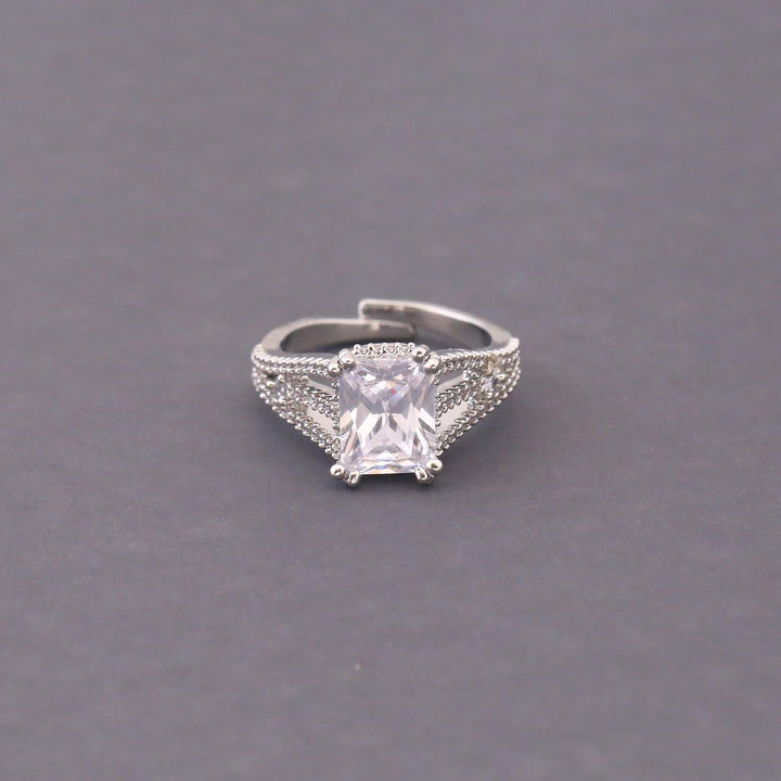 Silver Laviya Zirconia Ring