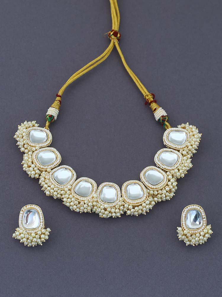 Ivory Vedna Jewellery Set