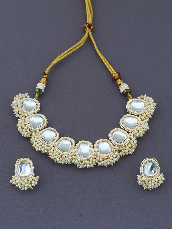 Ivory Vedna Jewellery Set