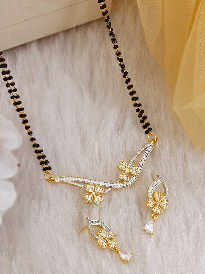 Yahya Pendant Mangalsutra Set - Bling Bag