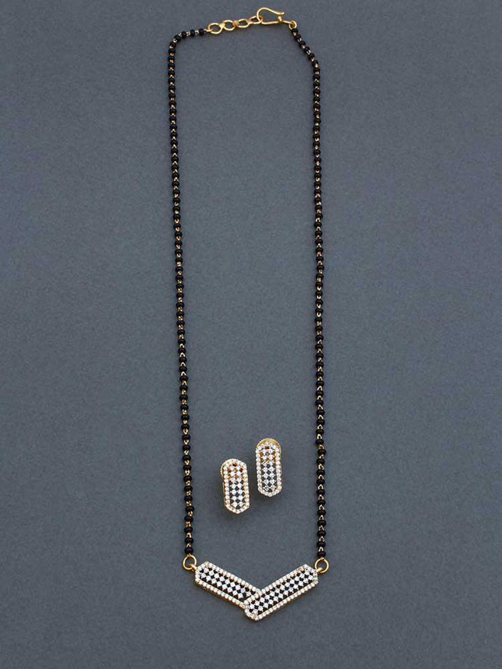 Golden Hiroki Mangalsutra Set - Bling Bag