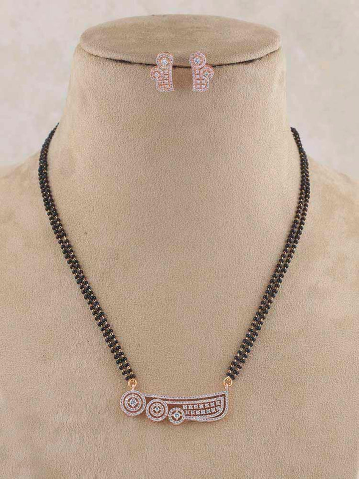 Aleyna Pendant Mangalsutra Set - Bling Bag