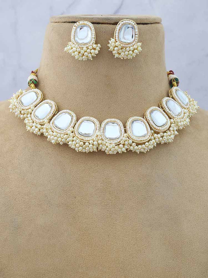 Ivory Vedna Jewellery Set