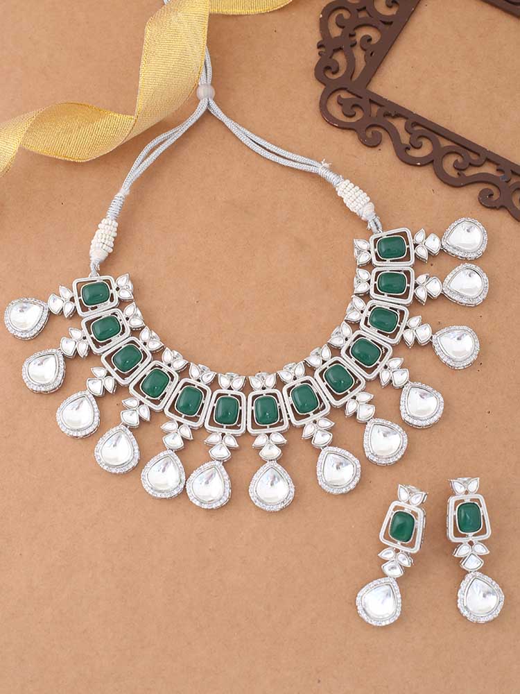 Emerald Samrina Jewellery Set