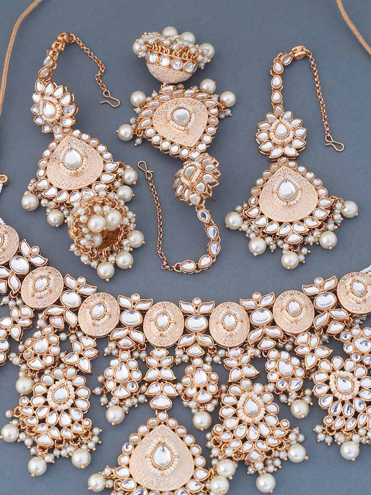 Ivory Maithili Jewellery Set