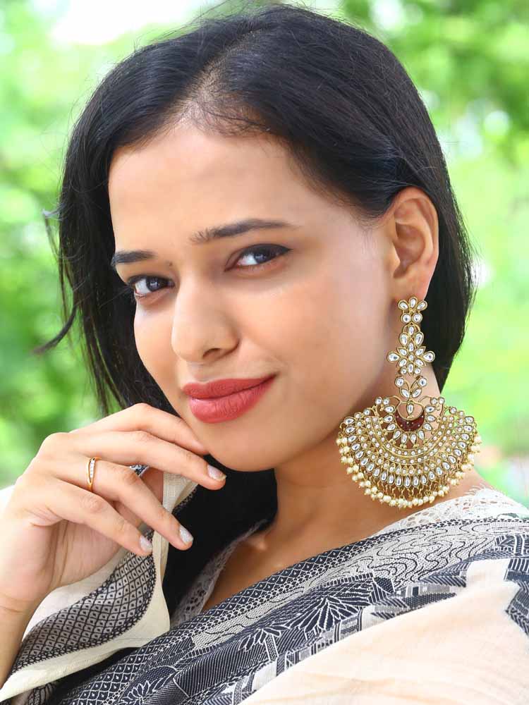 Maroon Alisa Chandbalis - EOSS