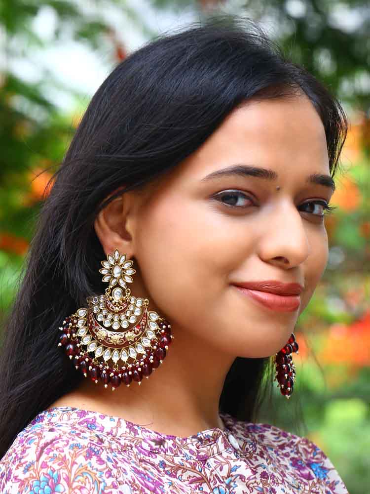 Maroon Ajaya Chandbalis