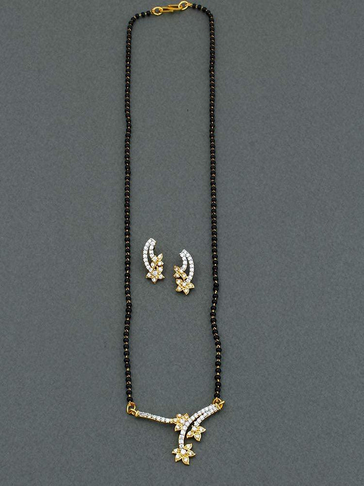 Aditi Pendant Mangalsutra Set - Bling Bag