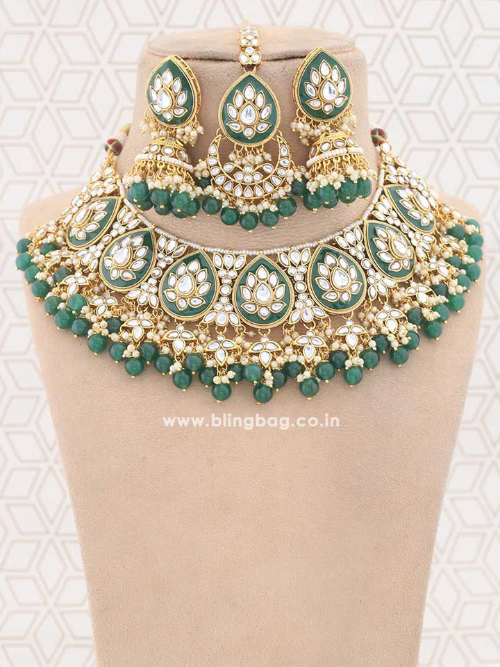 Emerald Aalaya Jewellery Set