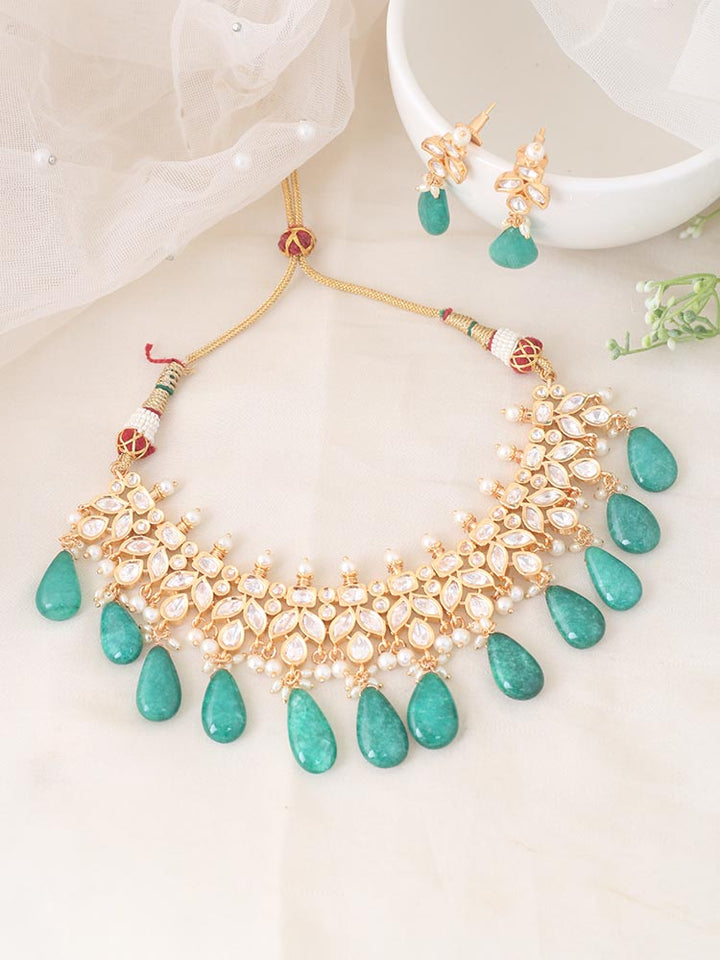 Emerald Aalisha Kundan Jewellery Set