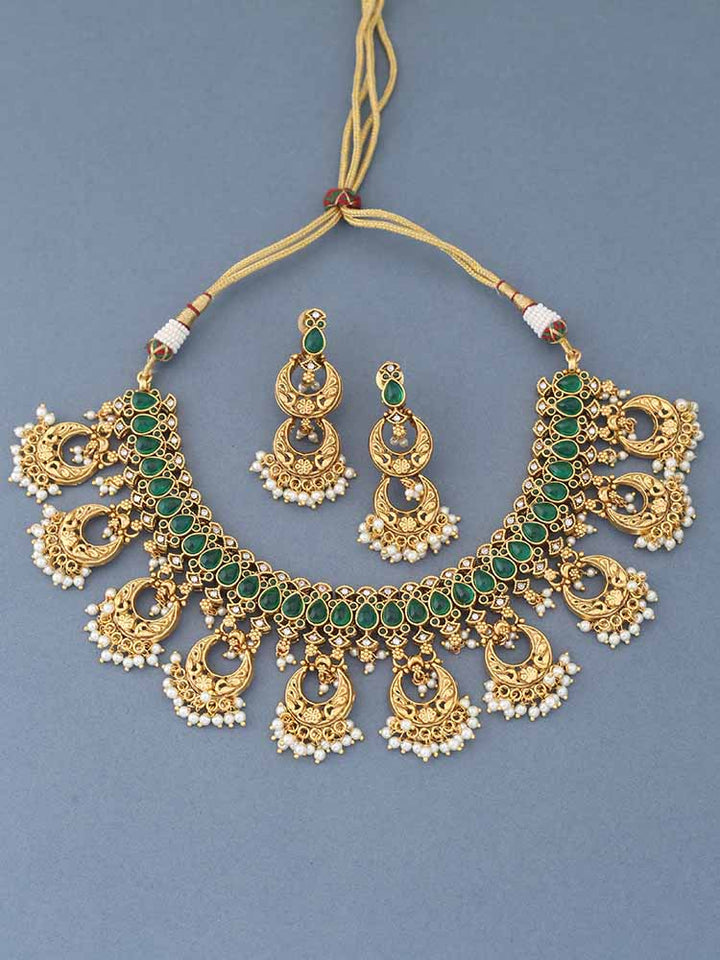 Emerald Amulya Antique Jewellery Set