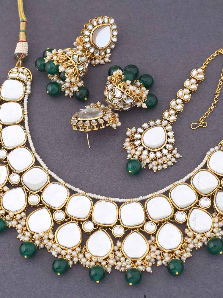 Emerald Kusuma Jewellery Set