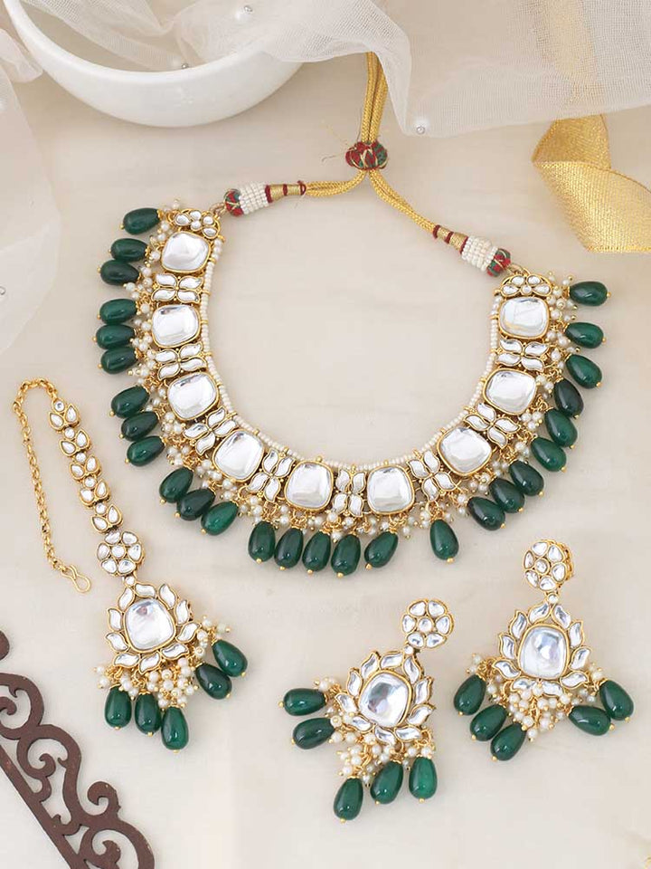 Emerald Namya Jewellery Set