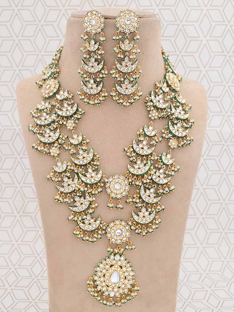 Emerald Trayi Jewellery Set