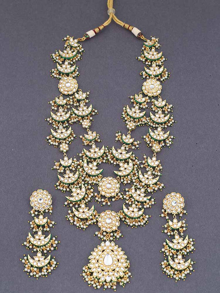 Emerald Trayi Jewellery Set