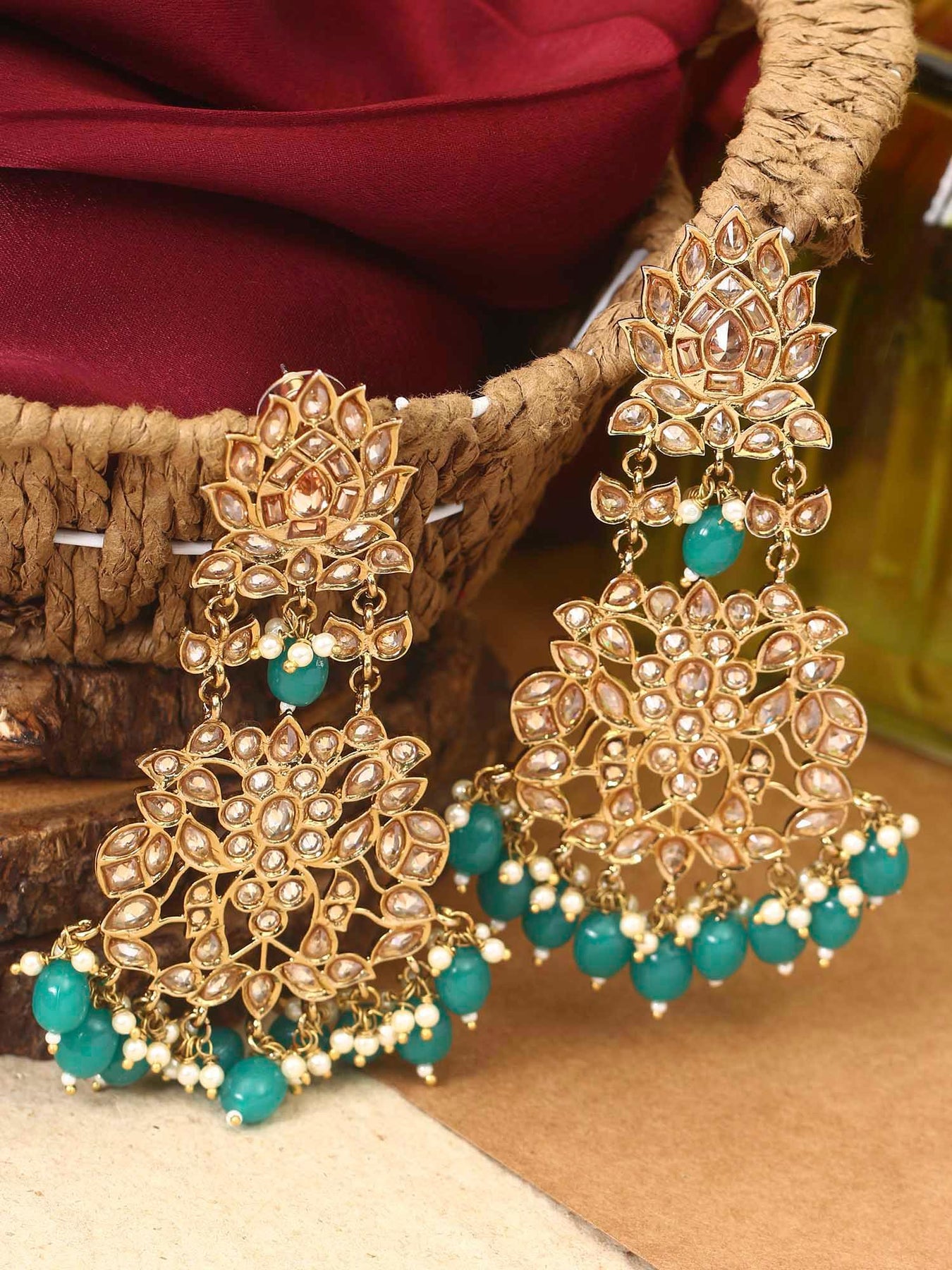 Emerald Crystal Cluster Leaf Pageant Earrings | 410301 - lmbling