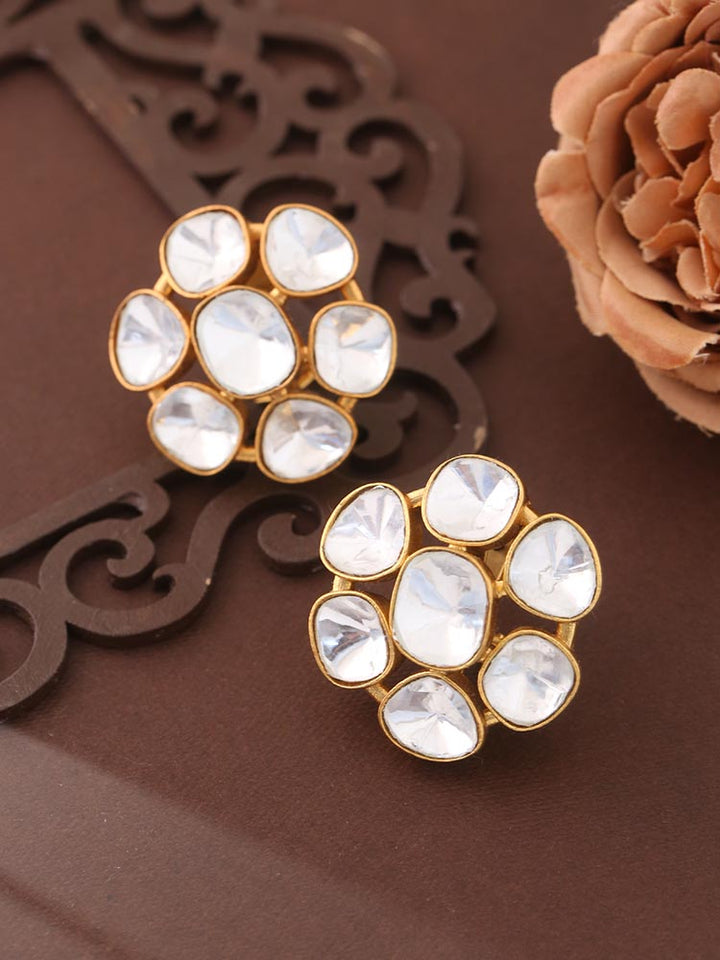 Golden Alani Stud Earrings