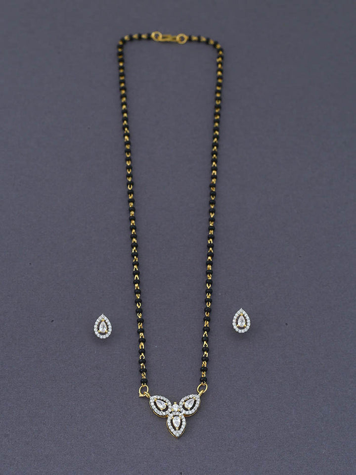 Golden Clover Mangalsutra Set