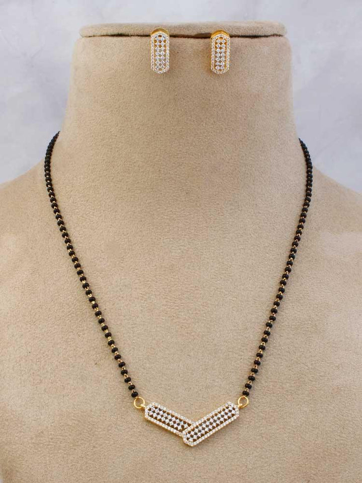 Golden Hiroki Mangalsutra Set - Bling Bag