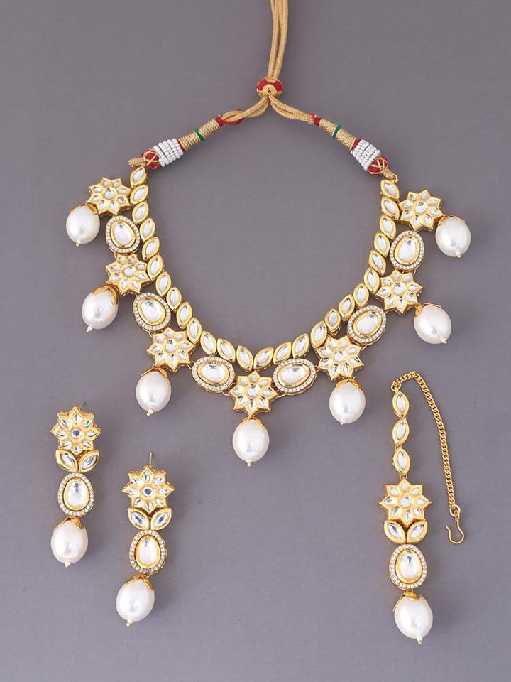 Golden Inkurali Kundan Jewellery Set