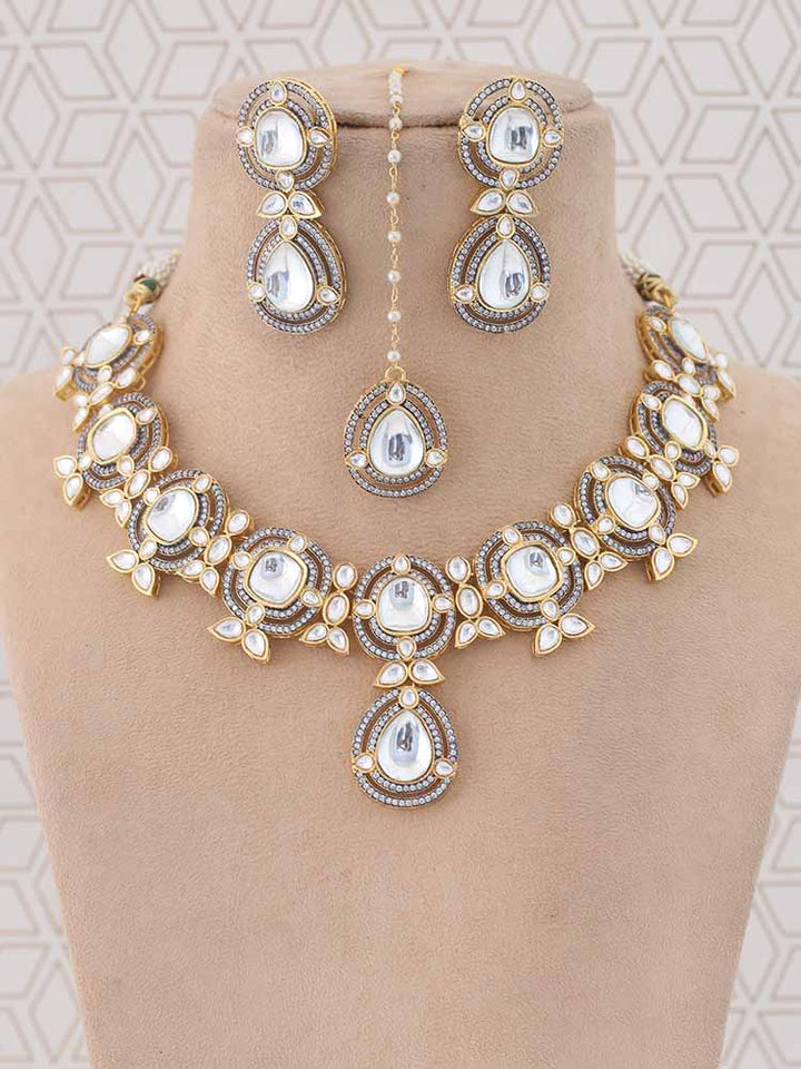 Golden Karalika Jewellery Set