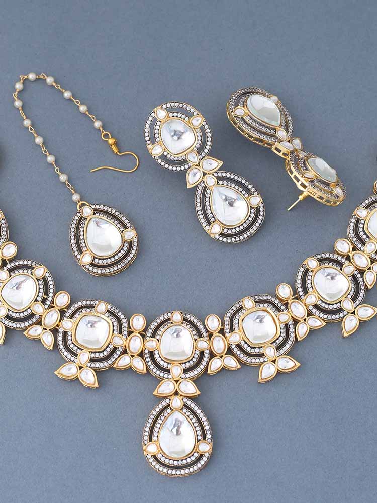 Golden Karalika Jewellery Set