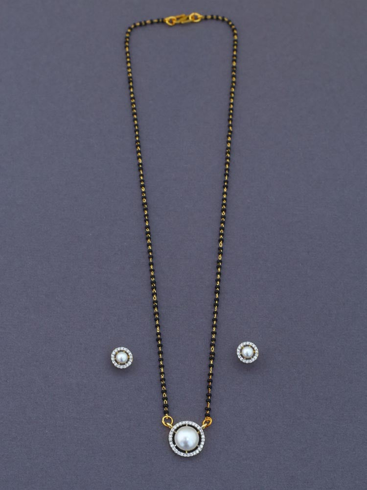 Golden Melia Mangalsutra Set