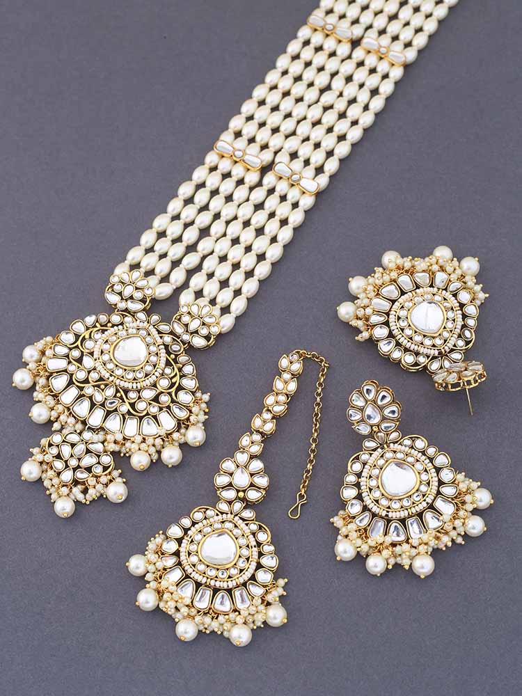 Ivory Daruka Jewellery Set