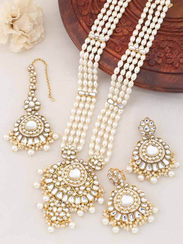 Ivory Daruka Jewellery Set