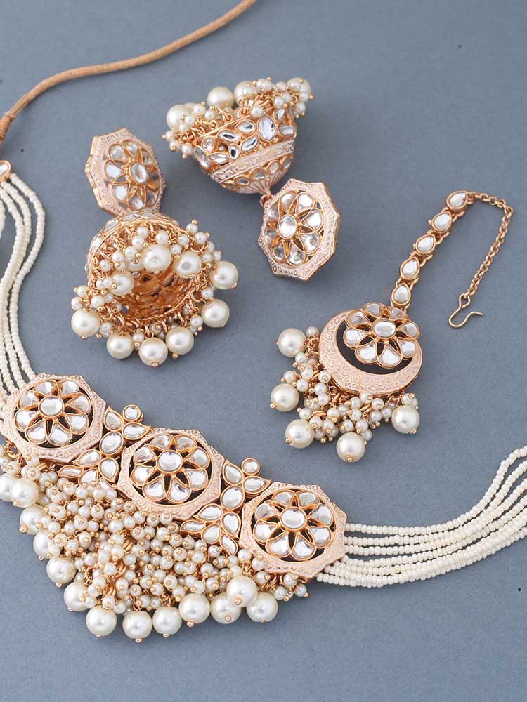 Ivory Dhivja Jewellery Set