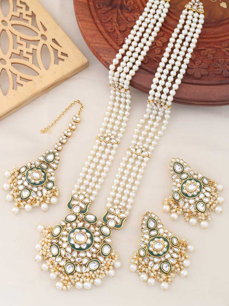 Ivory Indeera Jewellery Set