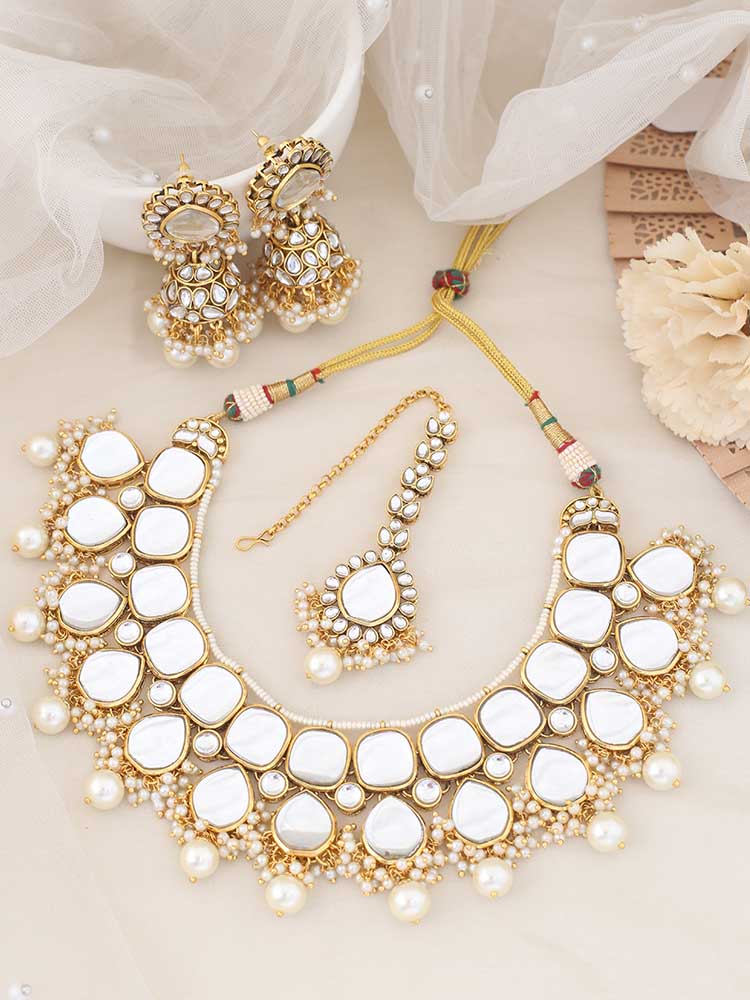 Ivory Kusuma Jewellery Set