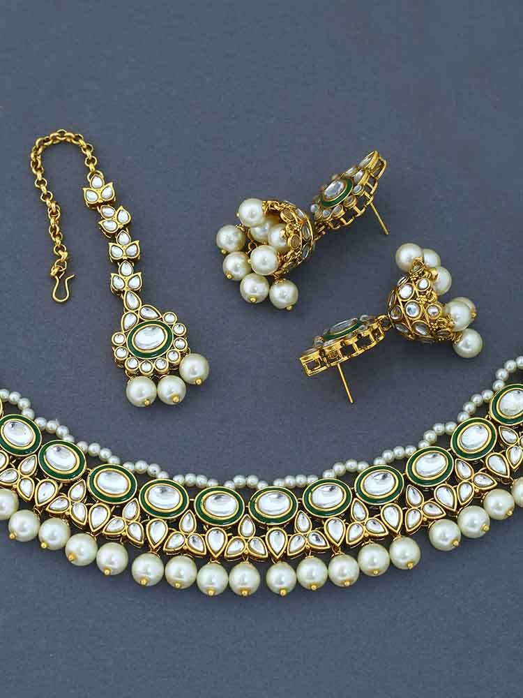Ivory Tavasya Kundan Jewellery Set