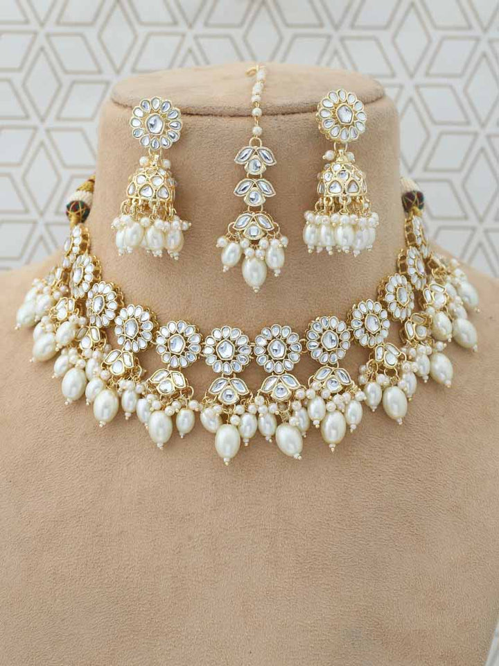 Ivory Tiya Jewellery Set