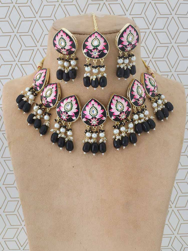 Jet Pradhnya Jewellery Set