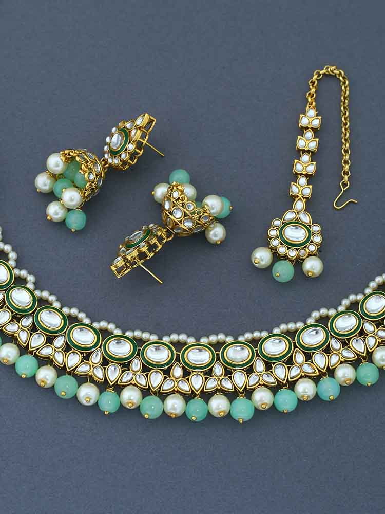 Mint Tavasya Kundan Jewellery Set