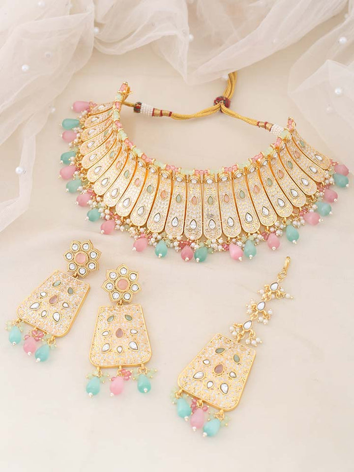 Multicolor Yukta Hasli Kundan Jewellery Set