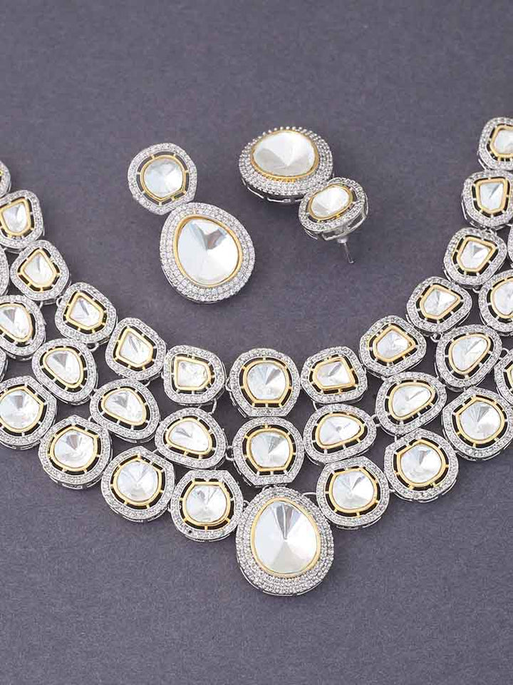 Silver Eryl Jewellery Set