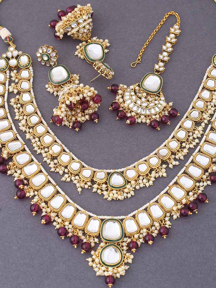 Wine Archisha Jewellery Set